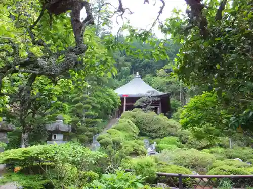 法雲寺の庭園