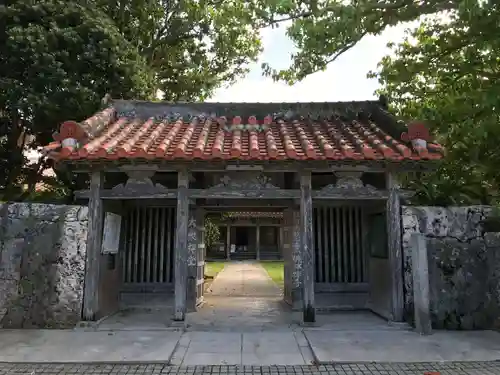 桃林寺の山門・神門