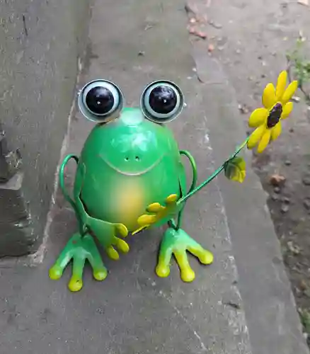 彌彦神社　(伊夜日子神社)の像