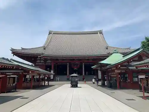 浅草寺の本殿・本堂