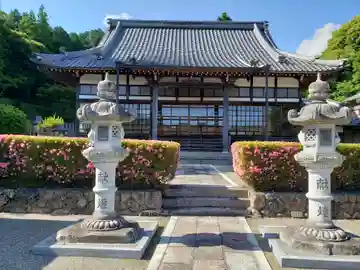 阿弥陀寺の本殿・本堂