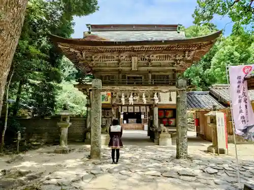 櫻井神社の山門