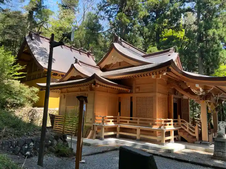 須山浅間神社の本殿・本堂