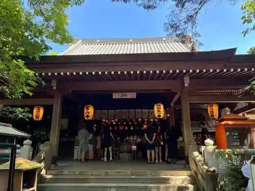 霊山寺の{uncategorized: "未分類", other: "その他", undefined: "問題あり", building: "その他建物", grave: "お墓", sacred_gate: "鳥居", guardian: "狛犬", statue: "像", buddha: "仏像", history: "歴史", nature: "自然", garden: "庭園", animal: "動物", pagoda: "塔", temizu: "手水舎", mountain_gate: "山門・神門", sanctuary: "本殿・本堂", subordinate: "末社・摂社", art: "芸術", scenery: "景色", jizo: "地蔵", ema: "絵馬", goshuin: "御朱印", omikuji: "おみくじ", items: "授与品その他", amulet: "お守り", goshuincho: "御朱印帳", eats: "食事", festival: "お祭り", votive_dance: "神楽", shichigosan: "七五三参", wedding: "結婚式", experience: "体験その他", initially: "初詣", around: "周辺", anti_infection: "感染症対策"}