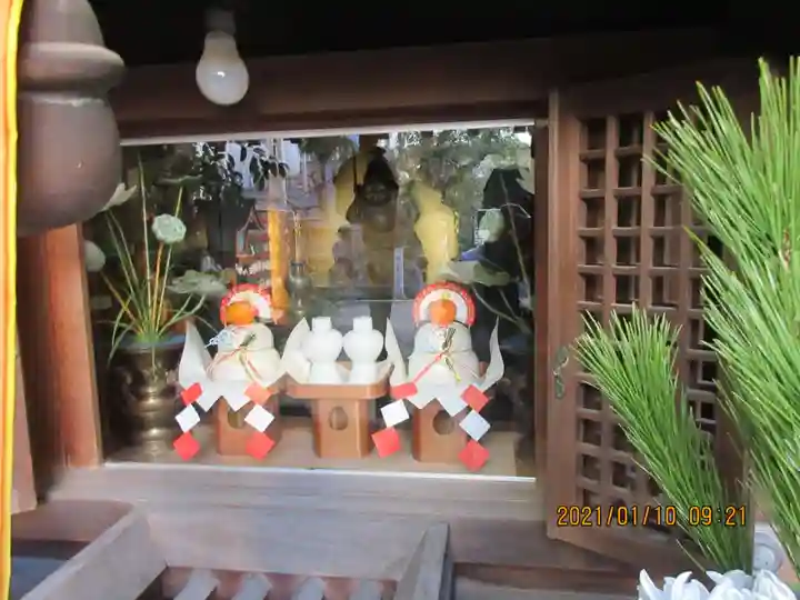 正寶院(飛不動尊)の本殿・本堂