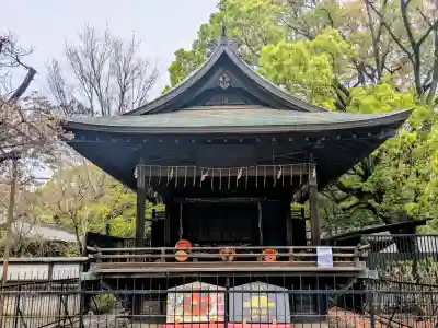 上野東照宮の{uncategorized: "未分類", other: "その他", undefined: "問題あり", building: "その他建物", grave: "お墓", sacred_gate: "鳥居", guardian: "狛犬", statue: "像", buddha: "仏像", history: "歴史", nature: "自然", garden: "庭園", animal: "動物", pagoda: "塔", temizu: "手水舎", mountain_gate: "山門・神門", sanctuary: "本殿・本堂", subordinate: "末社・摂社", art: "芸術", scenery: "景色", jizo: "地蔵", ema: "絵馬", goshuin: "御朱印", omikuji: "おみくじ", items: "授与品その他", amulet: "お守り", goshuincho: "御朱印帳", eats: "食事", festival: "お祭り", votive_dance: "神楽", shichigosan: "七五三参", wedding: "結婚式", experience: "体験その他", initially: "初詣", around: "周辺", anti_infection: "感染症対策"}