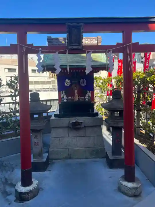朝日稲荷神社の本殿・本堂