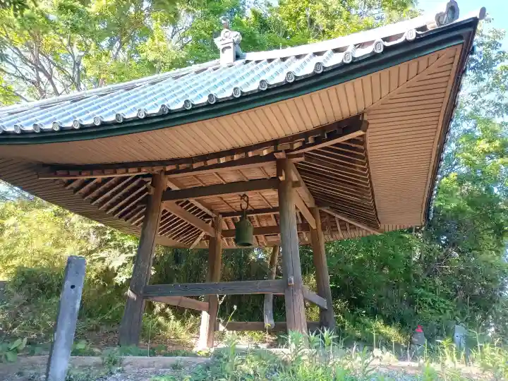 竜沢寺の{uncategorized: "未分類", other: "その他", undefined: "問題あり", building: "その他建物", grave: "お墓", sacred_gate: "鳥居", guardian: "狛犬", statue: "像", buddha: "仏像", history: "歴史", nature: "自然", garden: "庭園", animal: "動物", pagoda: "塔", temizu: "手水舎", mountain_gate: "山門・神門", sanctuary: "本殿・本堂", subordinate: "末社・摂社", art: "芸術", scenery: "景色", jizo: "地蔵", ema: "絵馬", goshuin: "御朱印", omikuji: "おみくじ", items: "授与品その他", amulet: "お守り", goshuincho: "御朱印帳", eats: "食事", festival: "お祭り", votive_dance: "神楽", shichigosan: "七五三参", wedding: "結婚式", experience: "体験その他", initially: "初詣", around: "周辺", anti_infection: "感染症対策"}