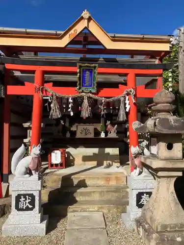 友呂岐神社の末社