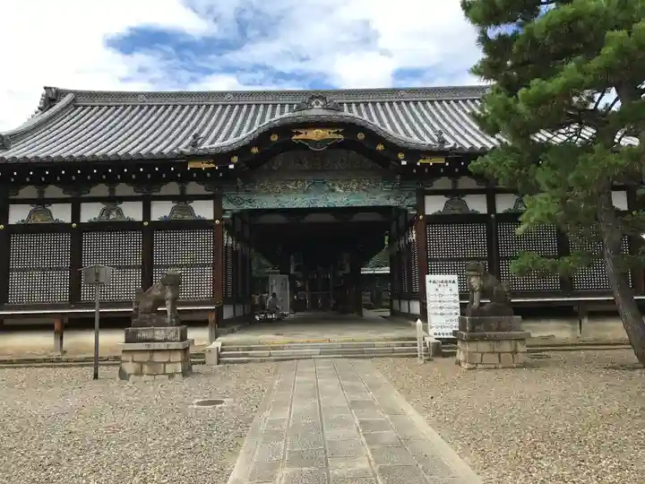 御香宮神社の本殿・本堂