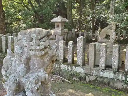 磐神社の狛犬