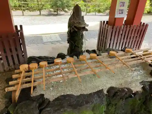 霧島神宮の{uncategorized: "未分類", other: "その他", undefined: "問題あり", building: "その他建物", grave: "お墓", sacred_gate: "鳥居", guardian: "狛犬", statue: "像", buddha: "仏像", history: "歴史", nature: "自然", garden: "庭園", animal: "動物", pagoda: "塔", temizu: "手水舎", mountain_gate: "山門・神門", sanctuary: "本殿・本堂", subordinate: "末社・摂社", art: "芸術", scenery: "景色", jizo: "地蔵", ema: "絵馬", goshuin: "御朱印", omikuji: "おみくじ", items: "授与品その他", amulet: "お守り", goshuincho: "御朱印帳", eats: "食事", festival: "お祭り", votive_dance: "神楽", shichigosan: "七五三参", wedding: "結婚式", experience: "体験その他", initially: "初詣", around: "周辺", anti_infection: "感染症対策"}