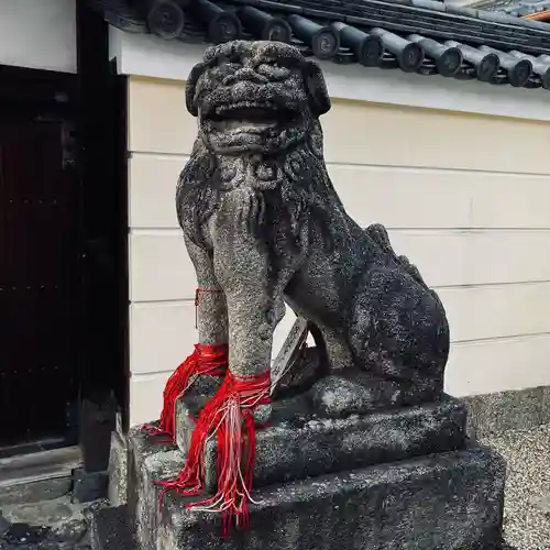 御霊神社の狛犬