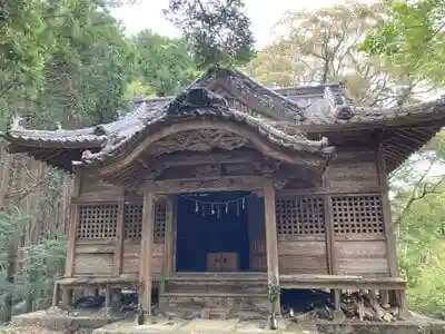 高良神社の本殿