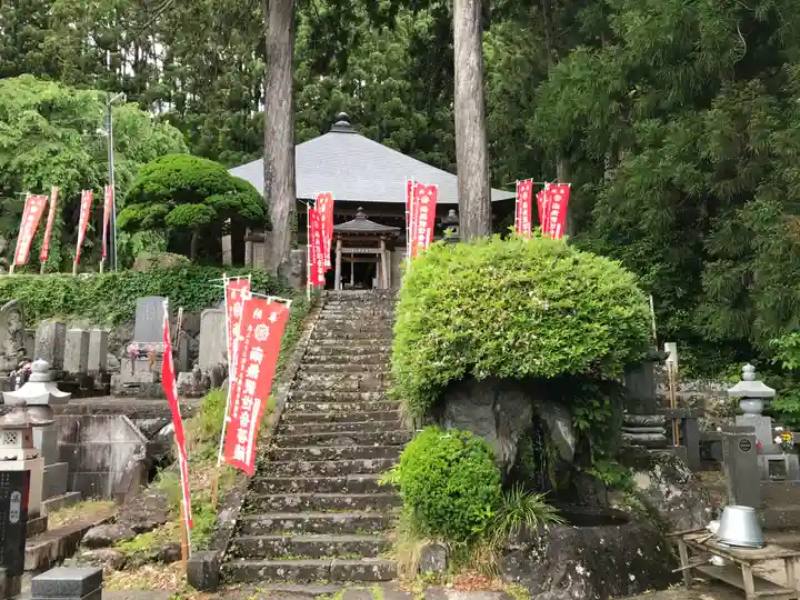 石行寺の周辺