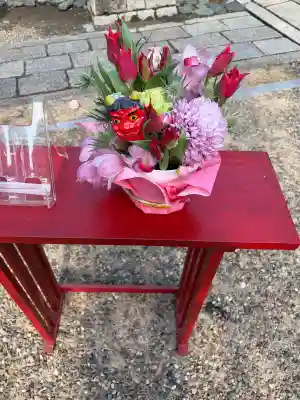 一宮神社の{uncategorized: "未分類", other: "その他", undefined: "問題あり", building: "その他建物", grave: "お墓", sacred_gate: "鳥居", guardian: "狛犬", statue: "像", buddha: "仏像", history: "歴史", nature: "自然", garden: "庭園", animal: "動物", pagoda: "塔", temizu: "手水舎", mountain_gate: "山門・神門", sanctuary: "本殿・本堂", subordinate: "末社・摂社", art: "芸術", scenery: "景色", jizo: "地蔵", ema: "絵馬", goshuin: "御朱印", omikuji: "おみくじ", items: "授与品その他", amulet: "お守り", goshuincho: "御朱印帳", eats: "食事", festival: "お祭り", votive_dance: "神楽", shichigosan: "七五三参", wedding: "結婚式", experience: "体験その他", initially: "初詣", around: "周辺", anti_infection: "感染症対策"}