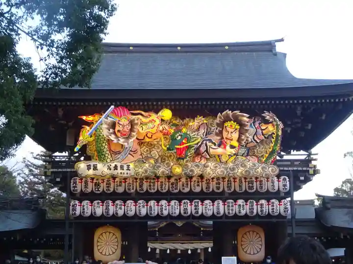 寒川神社の山門・神門