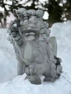 新琴似神社の狛犬