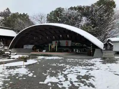白鷺神社の{uncategorized: "未分類", other: "その他", undefined: "問題あり", building: "その他建物", grave: "お墓", sacred_gate: "鳥居", guardian: "狛犬", statue: "像", buddha: "仏像", history: "歴史", nature: "自然", garden: "庭園", animal: "動物", pagoda: "塔", temizu: "手水舎", mountain_gate: "山門・神門", sanctuary: "本殿・本堂", subordinate: "末社・摂社", art: "芸術", scenery: "景色", jizo: "地蔵", ema: "絵馬", goshuin: "御朱印", omikuji: "おみくじ", items: "授与品その他", amulet: "お守り", goshuincho: "御朱印帳", eats: "食事", festival: "お祭り", votive_dance: "神楽", shichigosan: "七五三参", wedding: "結婚式", experience: "体験その他", initially: "初詣", around: "周辺", anti_infection: "感染症対策"}