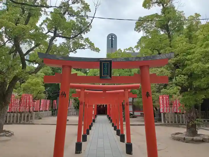楠本稲荷神社(湊川神社末社)(兵庫県)