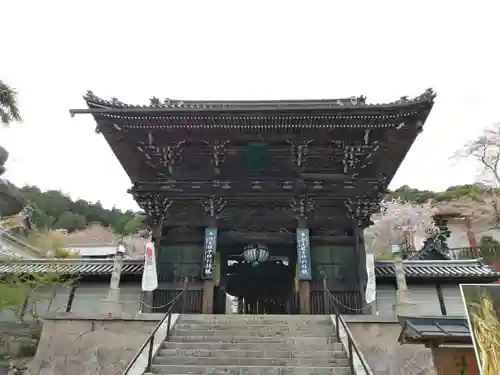 長谷寺の山門・神門