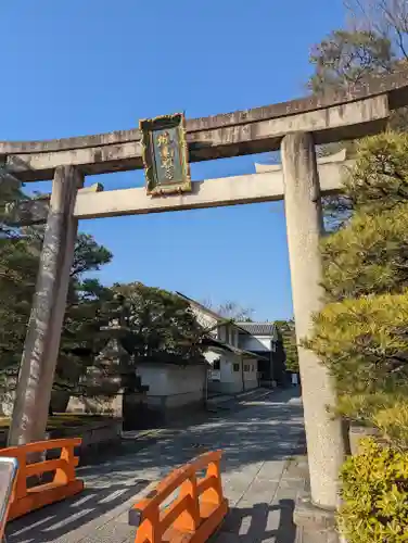 城南宮の鳥居