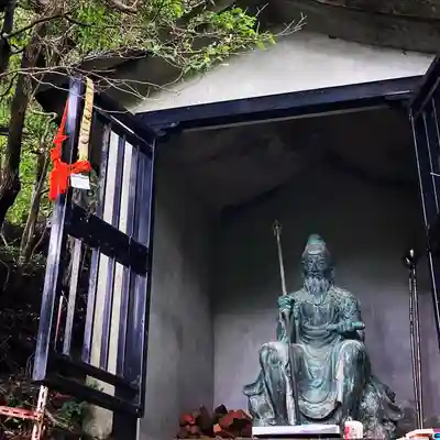 大本山七宝瀧寺の像