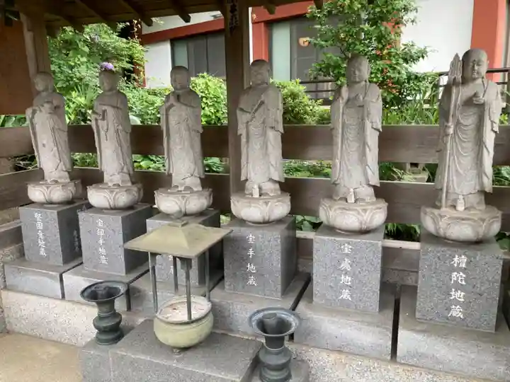 浄土宗 光明山 大蓮寺(照曜会館)の地蔵