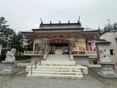寿都神社の{uncategorized: "未分類", other: "その他", undefined: "問題あり", building: "その他建物", grave: "お墓", sacred_gate: "鳥居", guardian: "狛犬", statue: "像", buddha: "仏像", history: "歴史", nature: "自然", garden: "庭園", animal: "動物", pagoda: "塔", temizu: "手水舎", mountain_gate: "山門・神門", sanctuary: "本殿・本堂", subordinate: "末社・摂社", art: "芸術", scenery: "景色", jizo: "地蔵", ema: "絵馬", goshuin: "御朱印", omikuji: "おみくじ", items: "授与品その他", amulet: "お守り", goshuincho: "御朱印帳", eats: "食事", festival: "お祭り", votive_dance: "神楽", shichigosan: "七五三参", wedding: "結婚式", experience: "体験その他", initially: "初詣", around: "周辺", anti_infection: "感染症対策"}