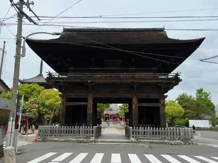 甚目寺の山門・神門