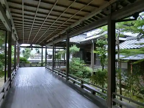 誕生寺の建物その他