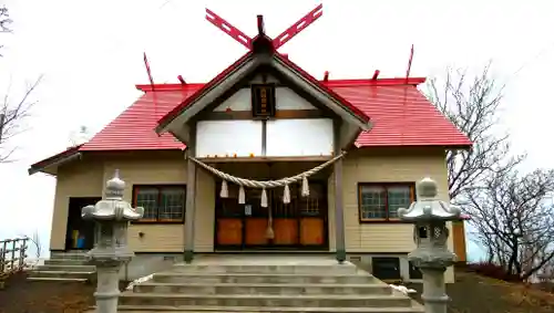 泊稲荷神社の本殿