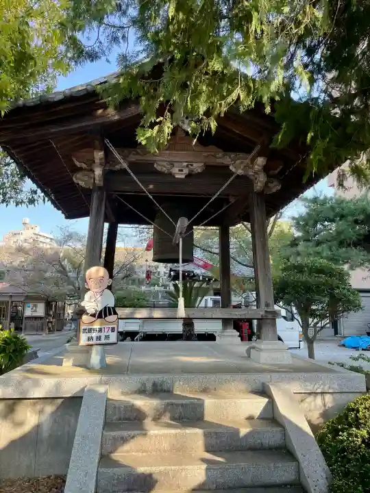 徳林寺の{uncategorized: "未分類", other: "その他", undefined: "問題あり", building: "その他建物", grave: "お墓", sacred_gate: "鳥居", guardian: "狛犬", statue: "像", buddha: "仏像", history: "歴史", nature: "自然", garden: "庭園", animal: "動物", pagoda: "塔", temizu: "手水舎", mountain_gate: "山門・神門", sanctuary: "本殿・本堂", subordinate: "末社・摂社", art: "芸術", scenery: "景色", jizo: "地蔵", ema: "絵馬", goshuin: "御朱印", omikuji: "おみくじ", items: "授与品その他", amulet: "お守り", goshuincho: "御朱印帳", eats: "食事", festival: "お祭り", votive_dance: "神楽", shichigosan: "七五三参", wedding: "結婚式", experience: "体験その他", initially: "初詣", around: "周辺", anti_infection: "感染症対策"}