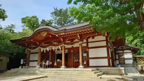 夜疑神社の本殿