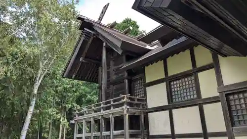 山部神社の本殿