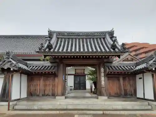 常楽寺の山門・神門
