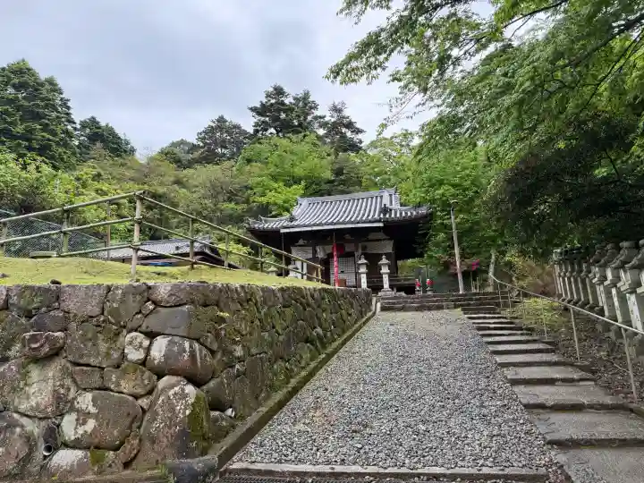 東大寺 不動堂の{uncategorized: "未分類", other: "その他", undefined: "問題あり", building: "その他建物", grave: "お墓", sacred_gate: "鳥居", guardian: "狛犬", statue: "像", buddha: "仏像", history: "歴史", nature: "自然", garden: "庭園", animal: "動物", pagoda: "塔", temizu: "手水舎", mountain_gate: "山門・神門", sanctuary: "本殿・本堂", subordinate: "末社・摂社", art: "芸術", scenery: "景色", jizo: "地蔵", ema: "絵馬", goshuin: "御朱印", omikuji: "おみくじ", items: "授与品その他", amulet: "お守り", goshuincho: "御朱印帳", eats: "食事", festival: "お祭り", votive_dance: "神楽", shichigosan: "七五三参", wedding: "結婚式", experience: "体験その他", initially: "初詣", around: "周辺", anti_infection: "感染症対策"}