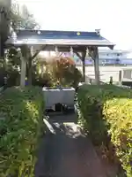 白蛇辨財天の手水舎