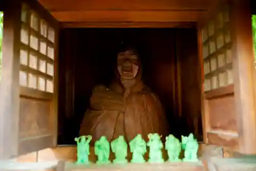 白笹稲荷神社の末社・摂社