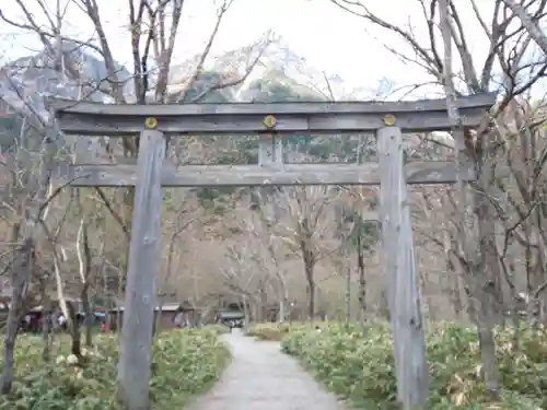 穂高神社奥宮の鳥居