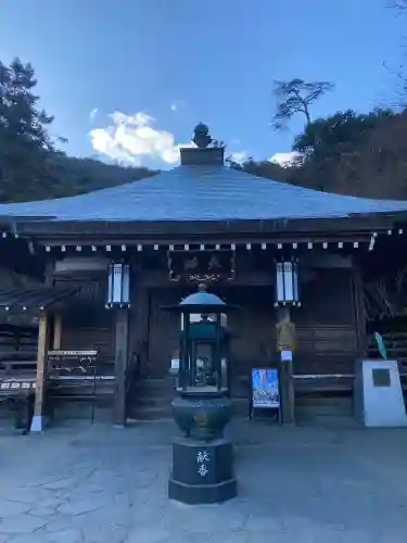 大聖院の{uncategorized: "未分類", other: "その他", undefined: "問題あり", building: "その他建物", grave: "お墓", sacred_gate: "鳥居", guardian: "狛犬", statue: "像", buddha: "仏像", history: "歴史", nature: "自然", garden: "庭園", animal: "動物", pagoda: "塔", temizu: "手水舎", mountain_gate: "山門・神門", sanctuary: "本殿・本堂", subordinate: "末社・摂社", art: "芸術", scenery: "景色", jizo: "地蔵", ema: "絵馬", goshuin: "御朱印", omikuji: "おみくじ", items: "授与品その他", amulet: "お守り", goshuincho: "御朱印帳", eats: "食事", festival: "お祭り", votive_dance: "神楽", shichigosan: "七五三参", wedding: "結婚式", experience: "体験その他", initially: "初詣", around: "周辺", anti_infection: "感染症対策"}