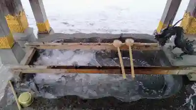 彌彦神社　(伊夜日子神社)の手水舎
