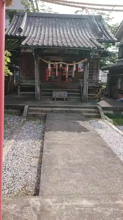 岡野神社の本殿