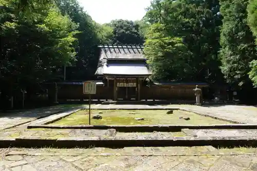 若狭彦神社（上社）の本殿・本堂