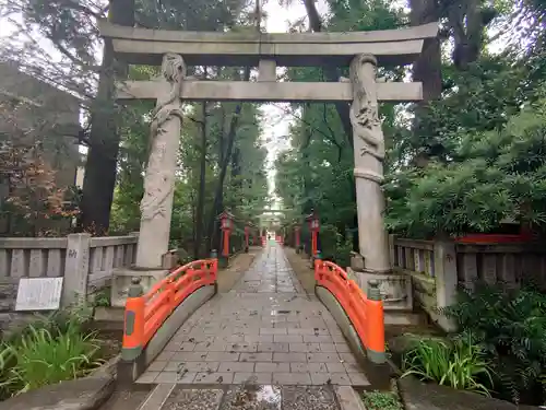 馬橋稲荷神社の鳥居