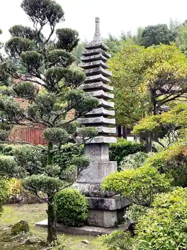 観泉寺の塔