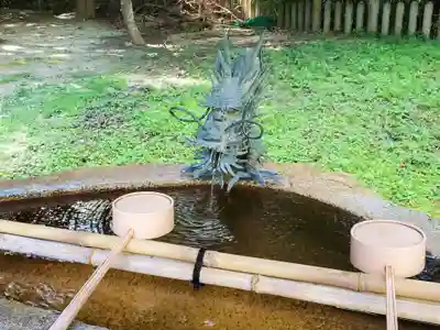 湯泉神社の手水舎