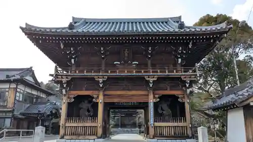 勝行院(法海寺)の山門・神門