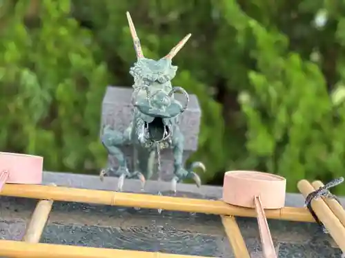 鹿部稲荷神社の手水舎