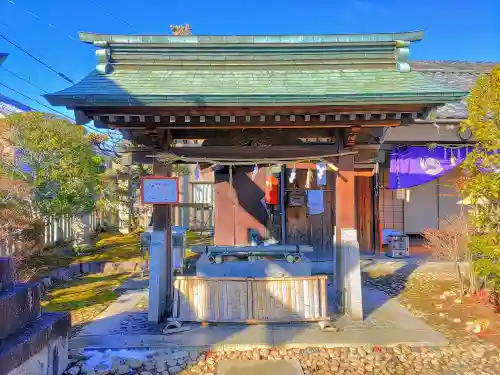 稲荷神社の手水舎